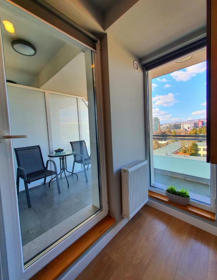 Eriss Studio Suite - Ozone Building Apartment Cluj-Napoca Buitenkant foto