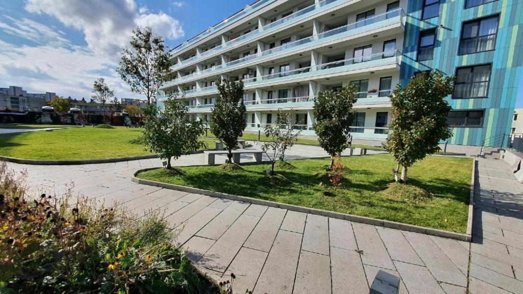 Eriss Studio Suite - Ozone Building Apartment Cluj-Napoca Buitenkant foto
