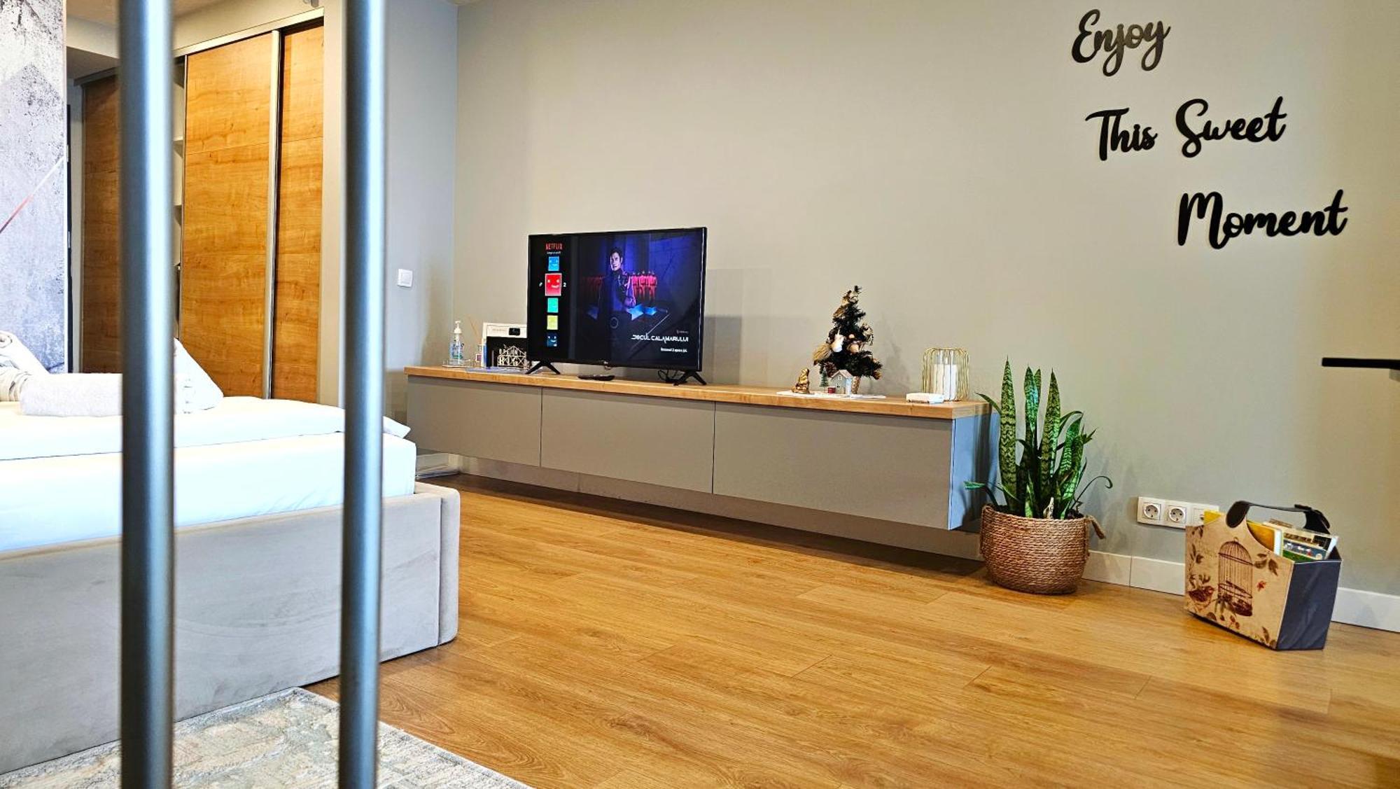 Eriss Studio Suite - Ozone Building Apartment Cluj-Napoca Buitenkant foto